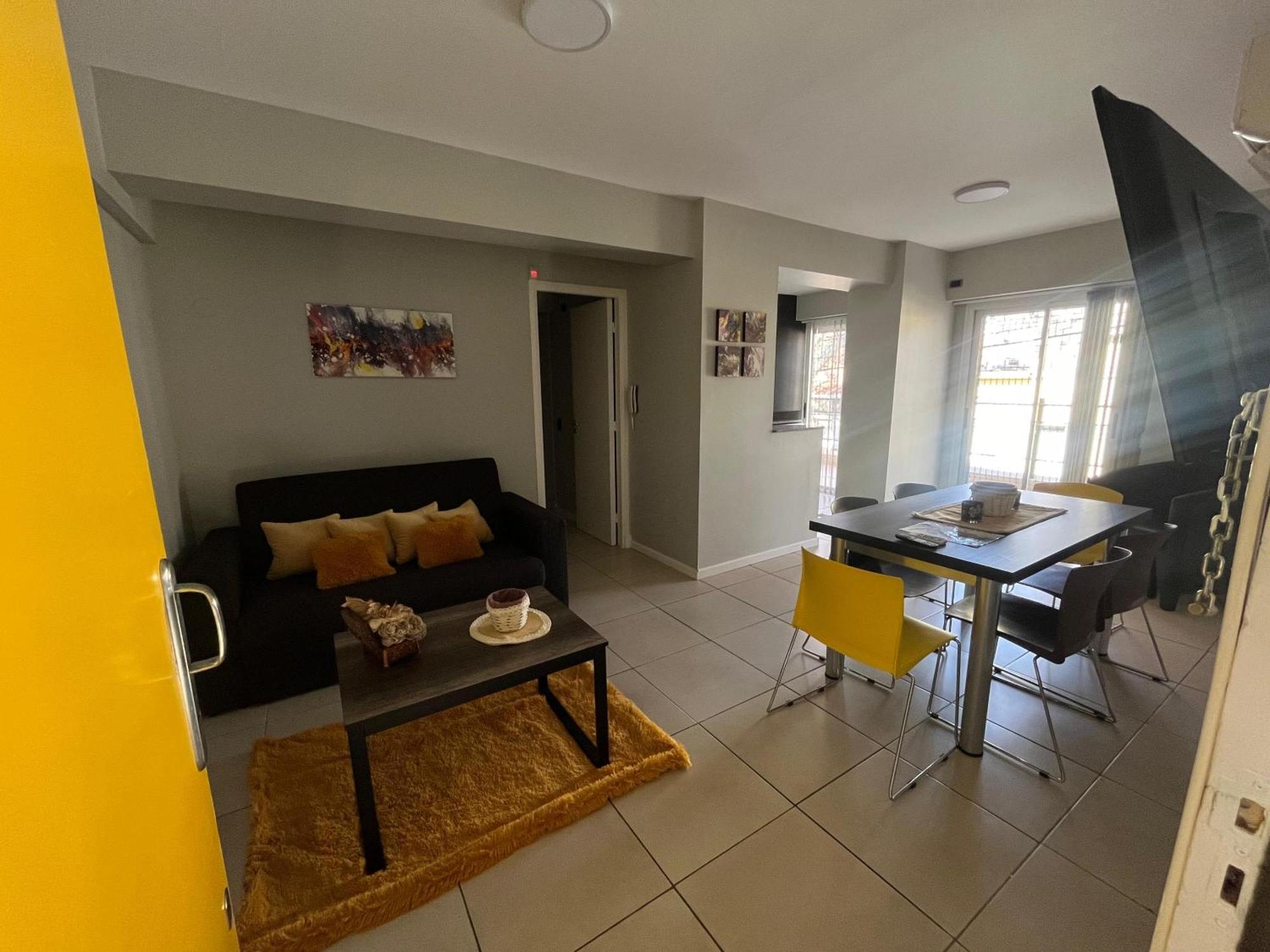 Apartamento Departamento Centrico Con Cochera